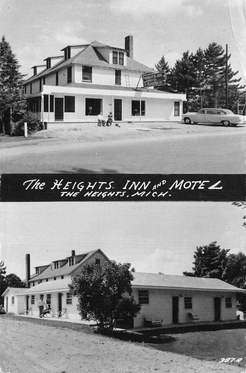 Heights Inn Dining Rooms (Heights Inn and Motel) - Vintage Motel (newer photo)